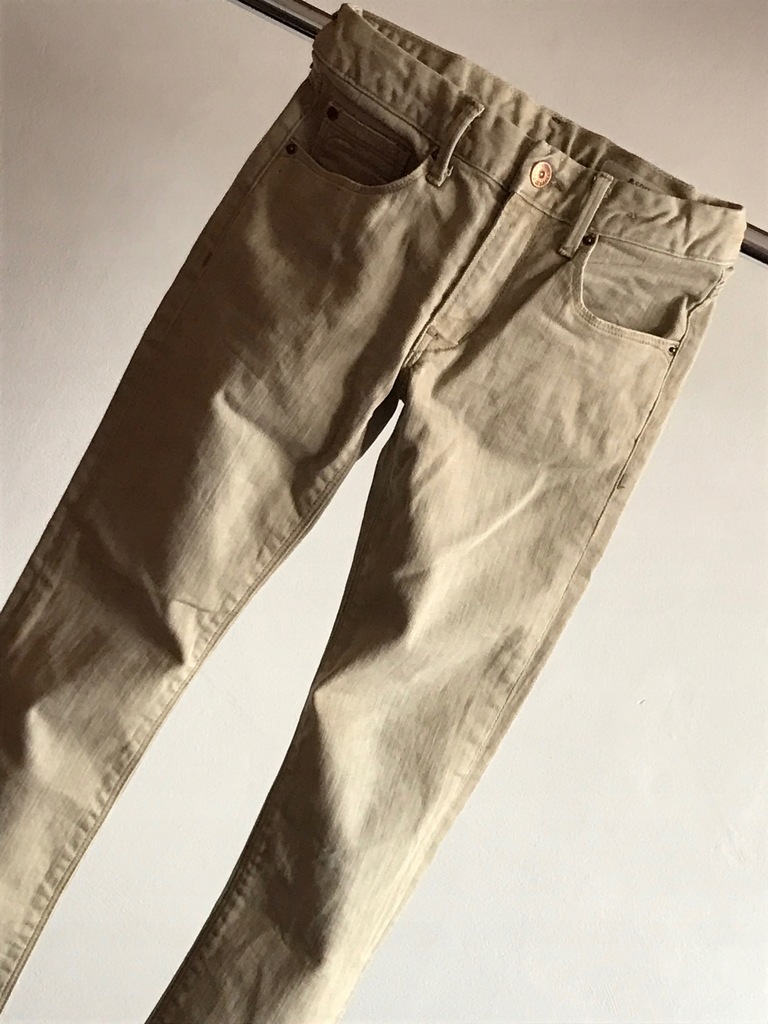 H&M Spodnie jeans Regular Slim R.134