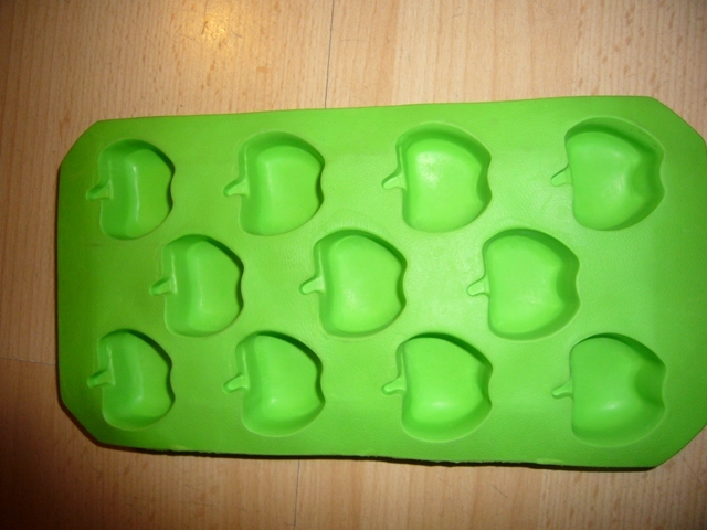 forma na kostki lodu zielone jabłuszko 2 raz!