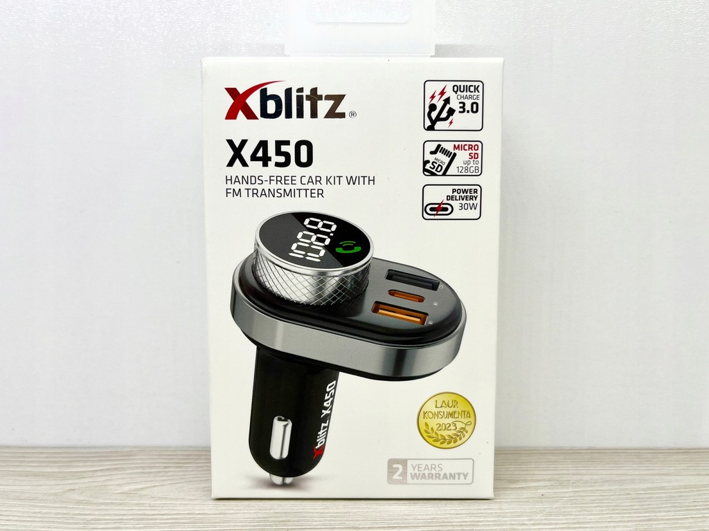 Transmiter samochodowy Xblitz X450