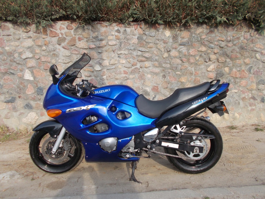 Suzuki GSX 600f 2004