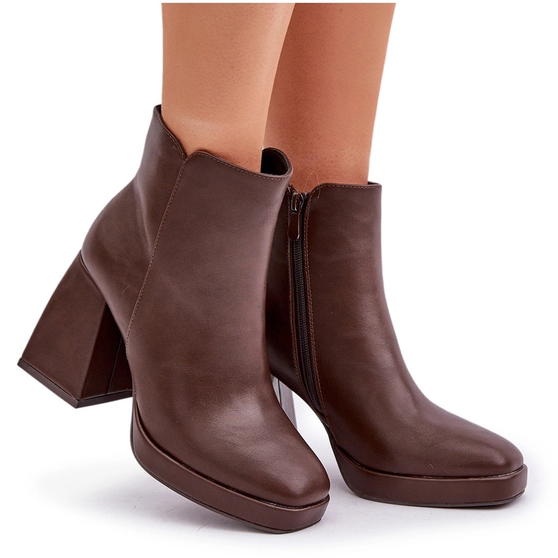 BOTKI Z EKO SKÓRY NA WYSOKIM OBCASIE SŁUPKU OCIEPLANE NA ZAMEK C.BRĄZ 38