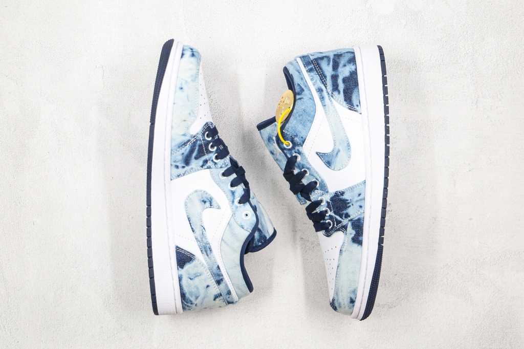 Buty Nike Air Jordan 1 Low SE 'Washed Denim' R.40