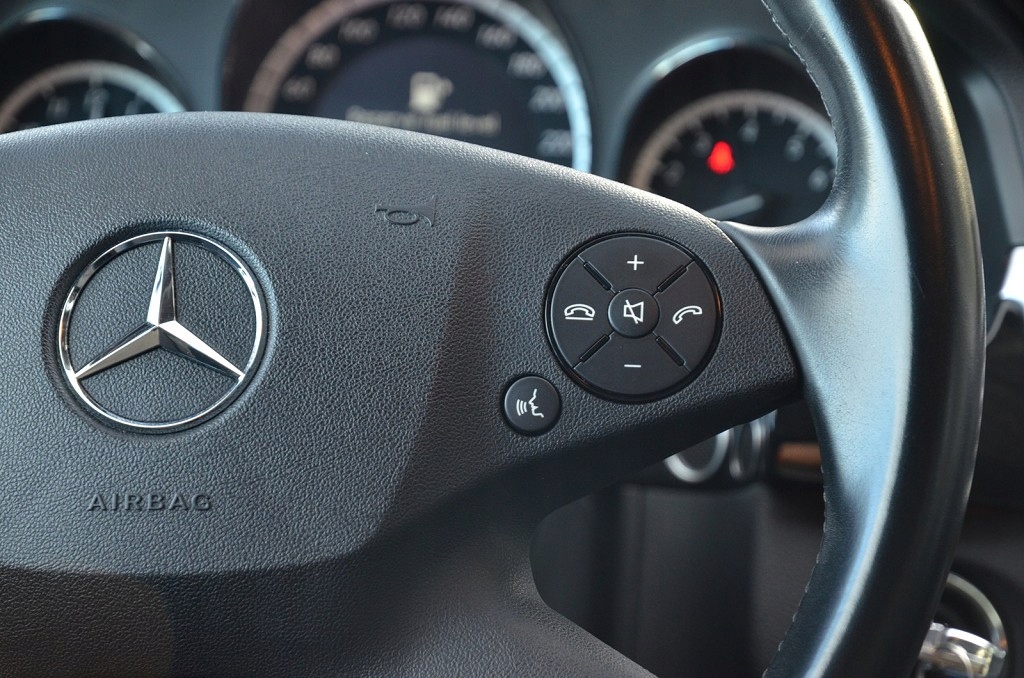 Mercedes E 200 CGI AVATGARDE BIKSENONY STAN BA