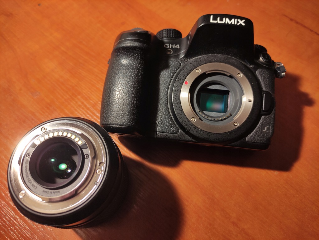 Panasonic Lumix GH4 + obiektywy