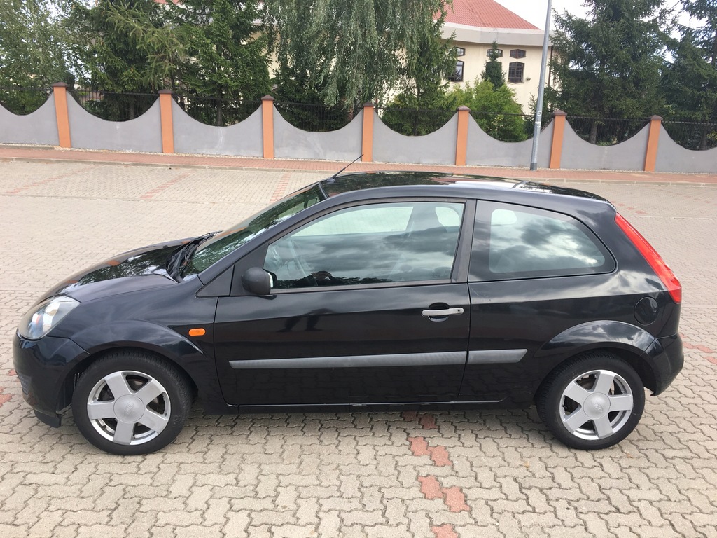 Ford Fiesta Mk6 1.3 70KM Benzyna