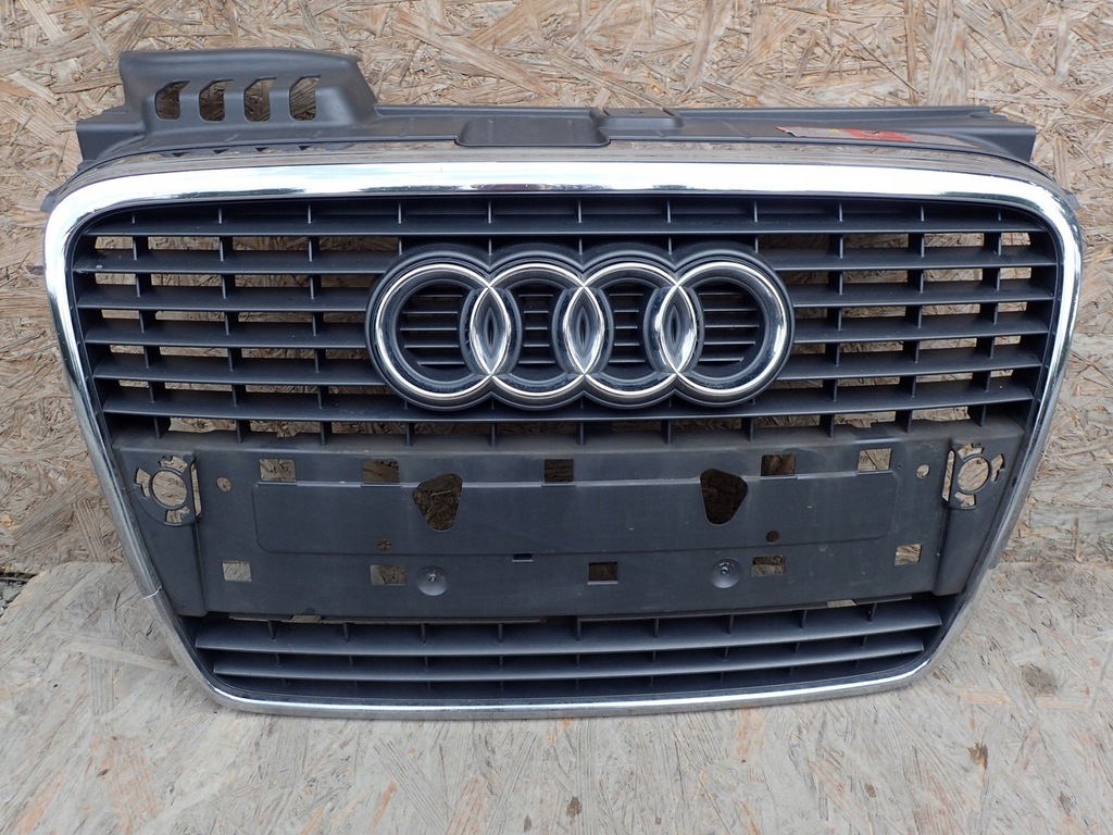 Audi 8W0071805 - Emblema S4 Para Rejilla De Radiador, Color Negro Y Rojo