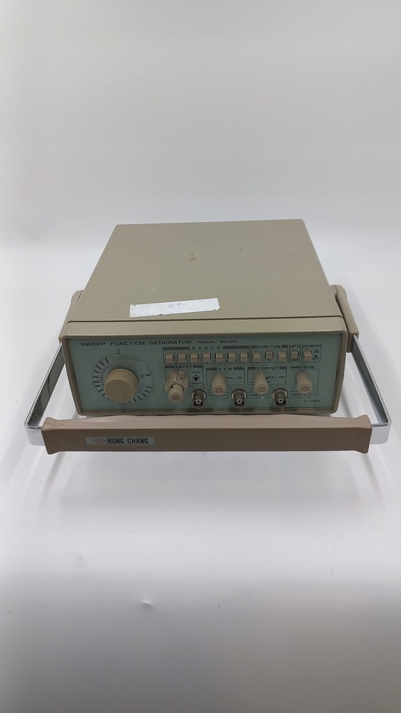 GENERATOR HUNG CHANG SWEEP FUNCTION GENERATOR MODEL 8205A