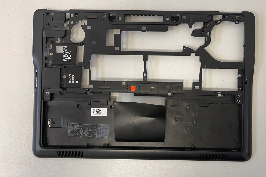 KADŁUBEK DELL LATITUDE E7250