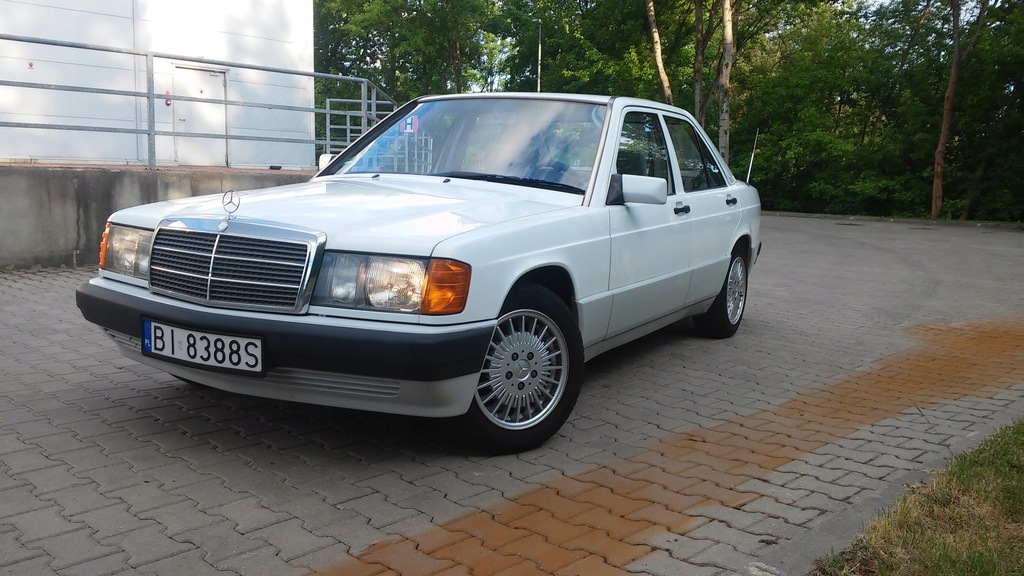 Piękny MERCEDES 190 W201 Stan Kolekcjonerski benz