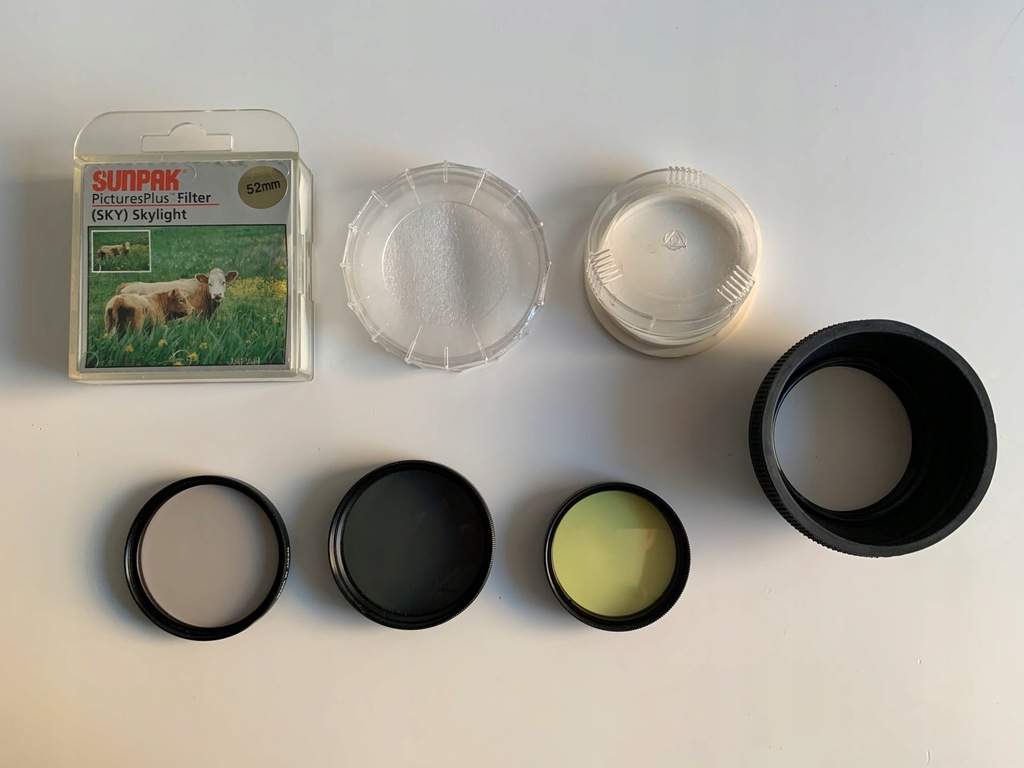 Zestaw filtrów Skylight/Polaryzacyjny +Osłona 52mm