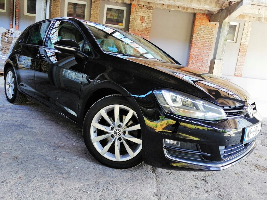 VW GOLF 7 HIGHLINE 1.6 DSG RADAR LED NAVI ŁOPATKI