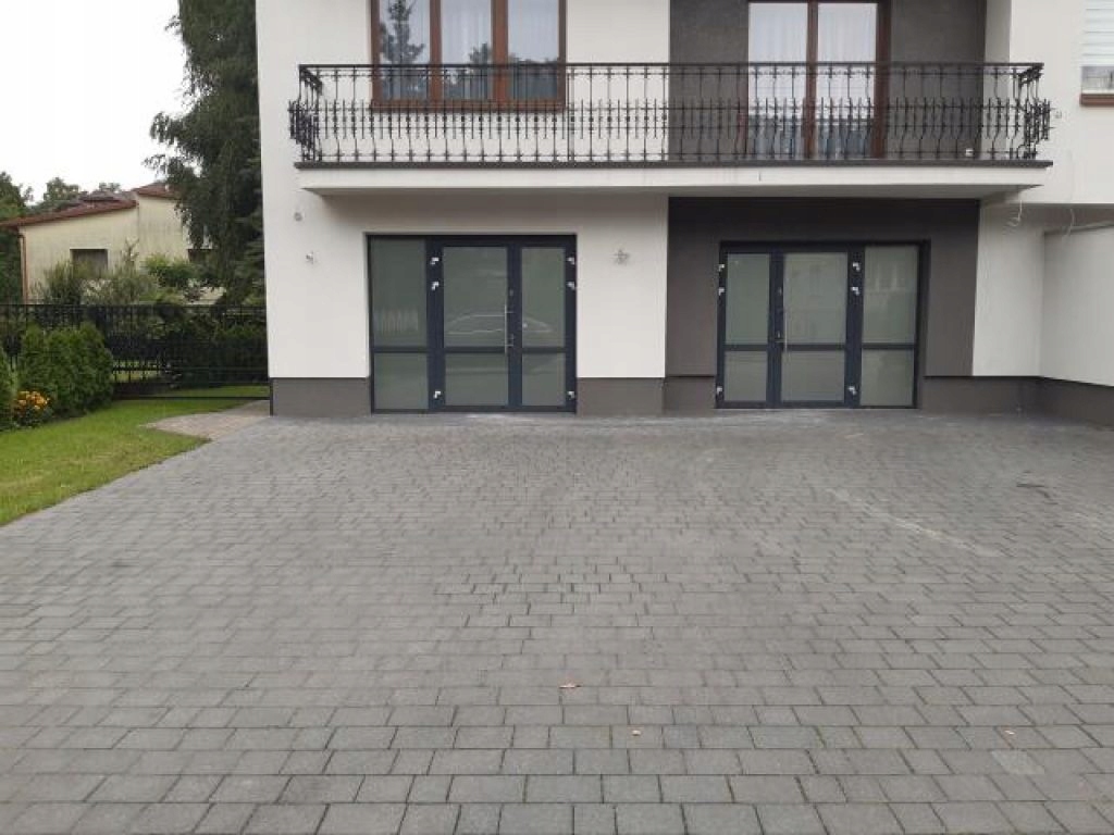 Komercyjne, Zielonka, Wołomiński (pow.), 25 m²