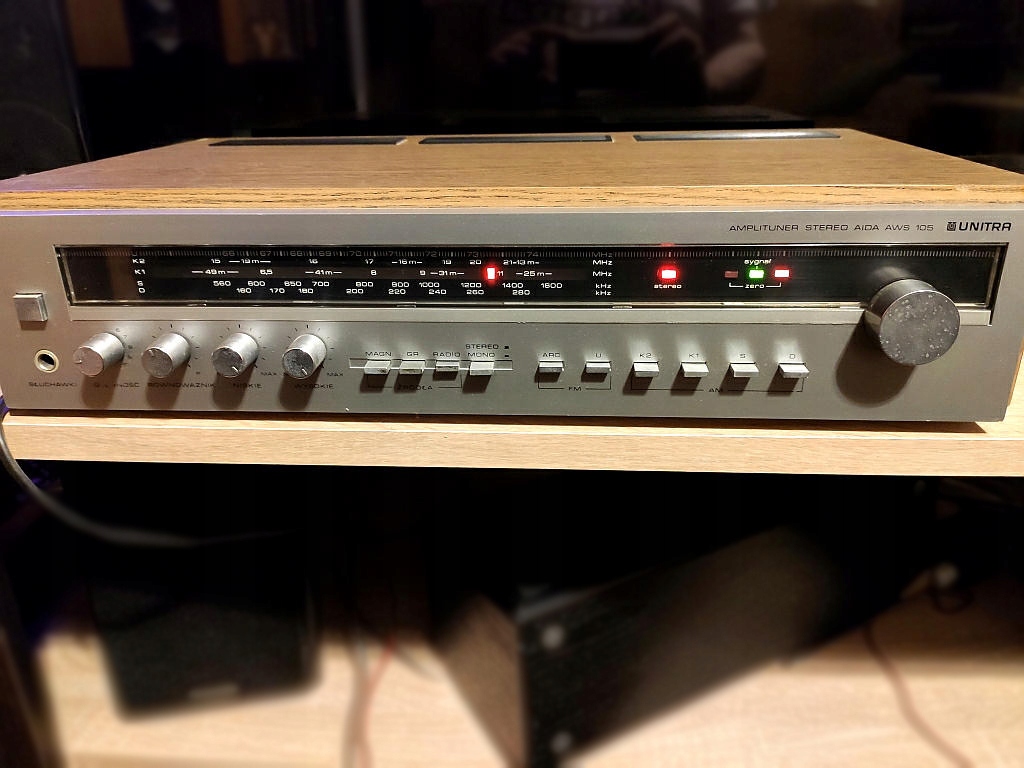 Amplituner UNITRA Diora AIDA AWS 105