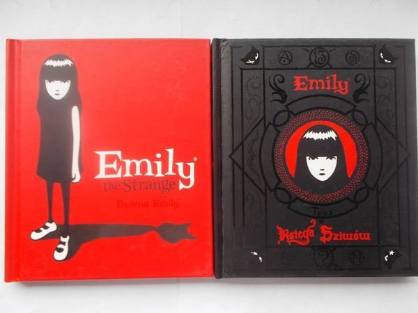 EMILY - DWA TOMY