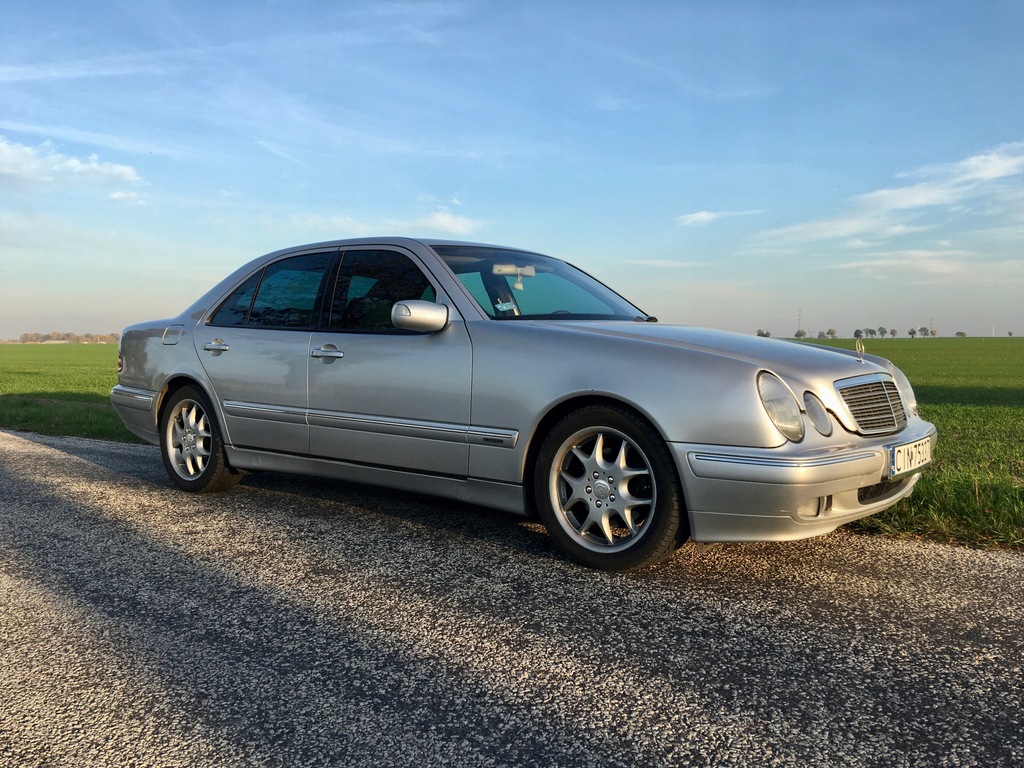 MERCEDES E KLASA W210 2.7 CDI FELGI 17' BRABUS