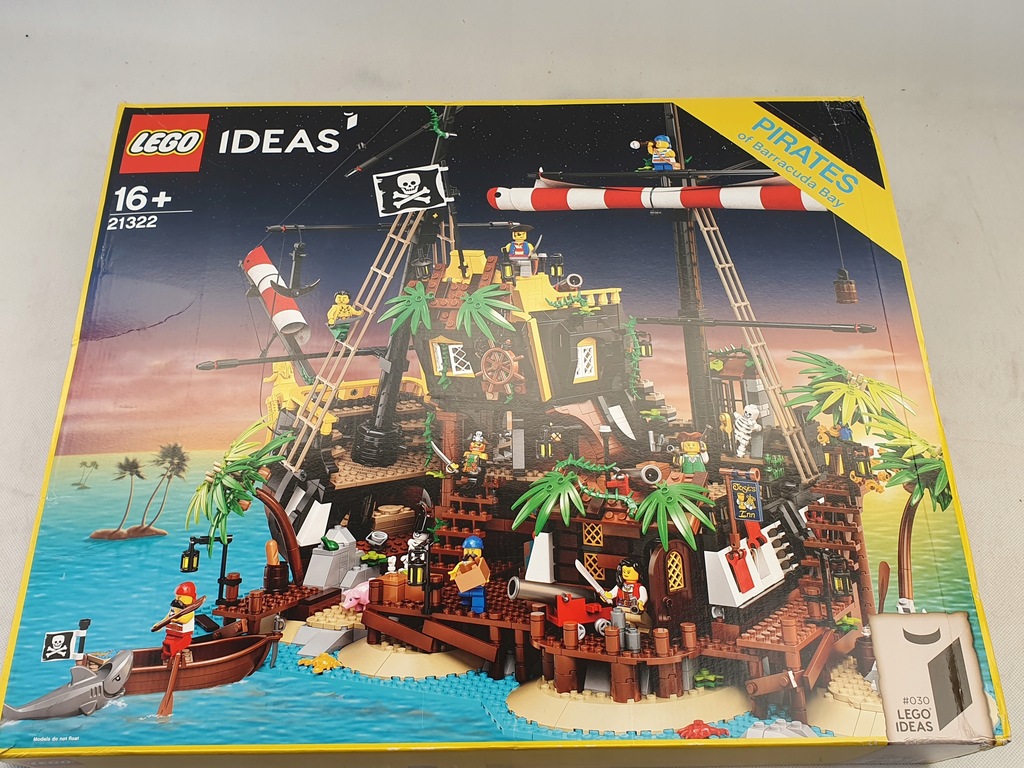 LEGO Ideas Piraci z Zatoki Barakud 21322 OUTLET