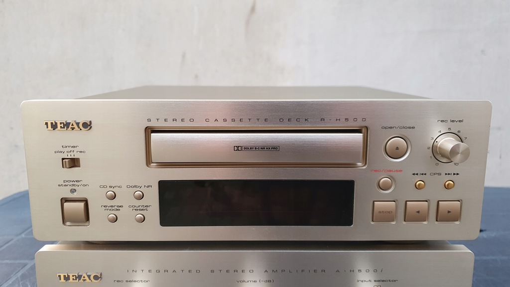Magnetofon kasetowy TEAC R-H500