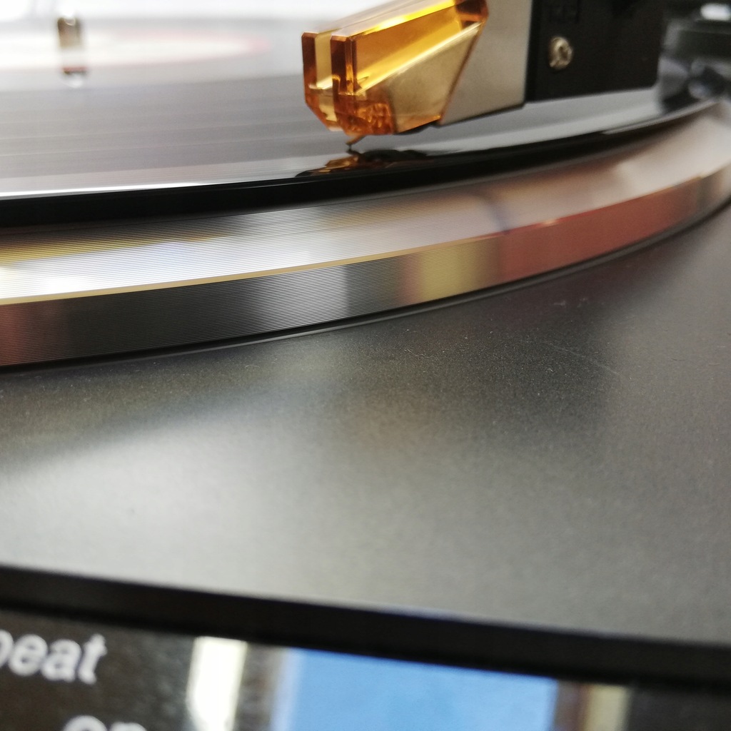 Gramofon Technics SL-Q300 Quartz Direct Drive