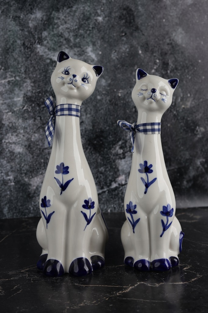 =Porcelana= Figurka para kotów kot