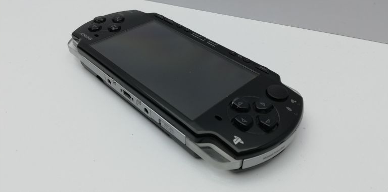 KONSOLA PSP SLIME &LITE + GRA TEKKEN 6
