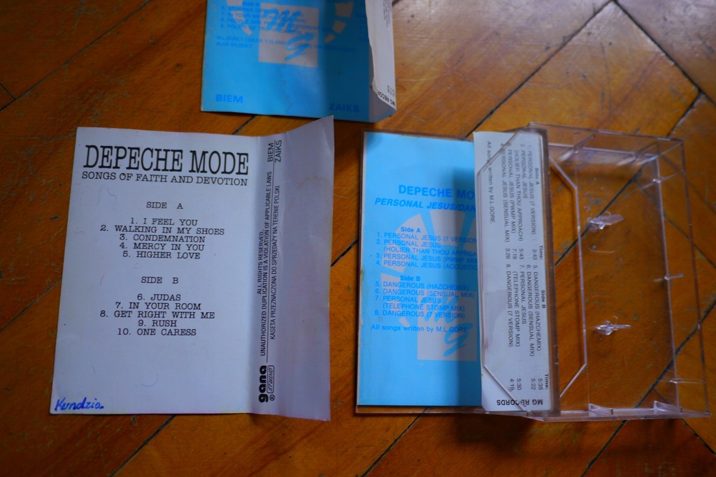Купить Depeche Mode - набор из 20 контрафактных кассет, синглов: отзывы, фото, характеристики в интерне-магазине Aredi.ru