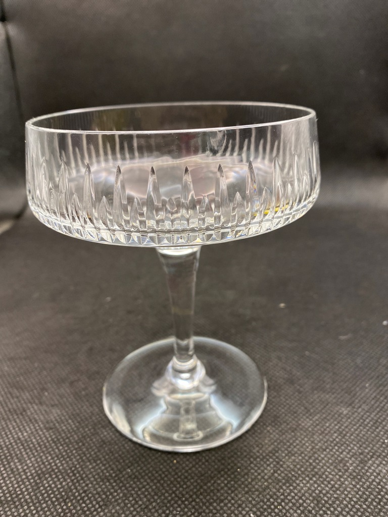 Piękny szklany kieliszek licytacja BCM od 1 zł!!!!