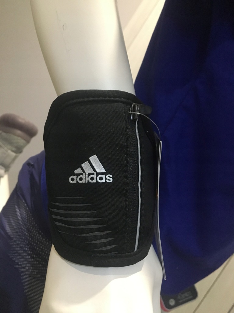 ADIDAS etui na nadgarstek