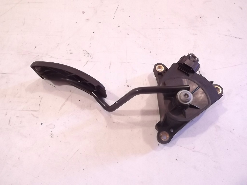 RENAULT SCENIC II MEGANE II PEDAL POTENCJOMETR GAZU 8200159647 !!!