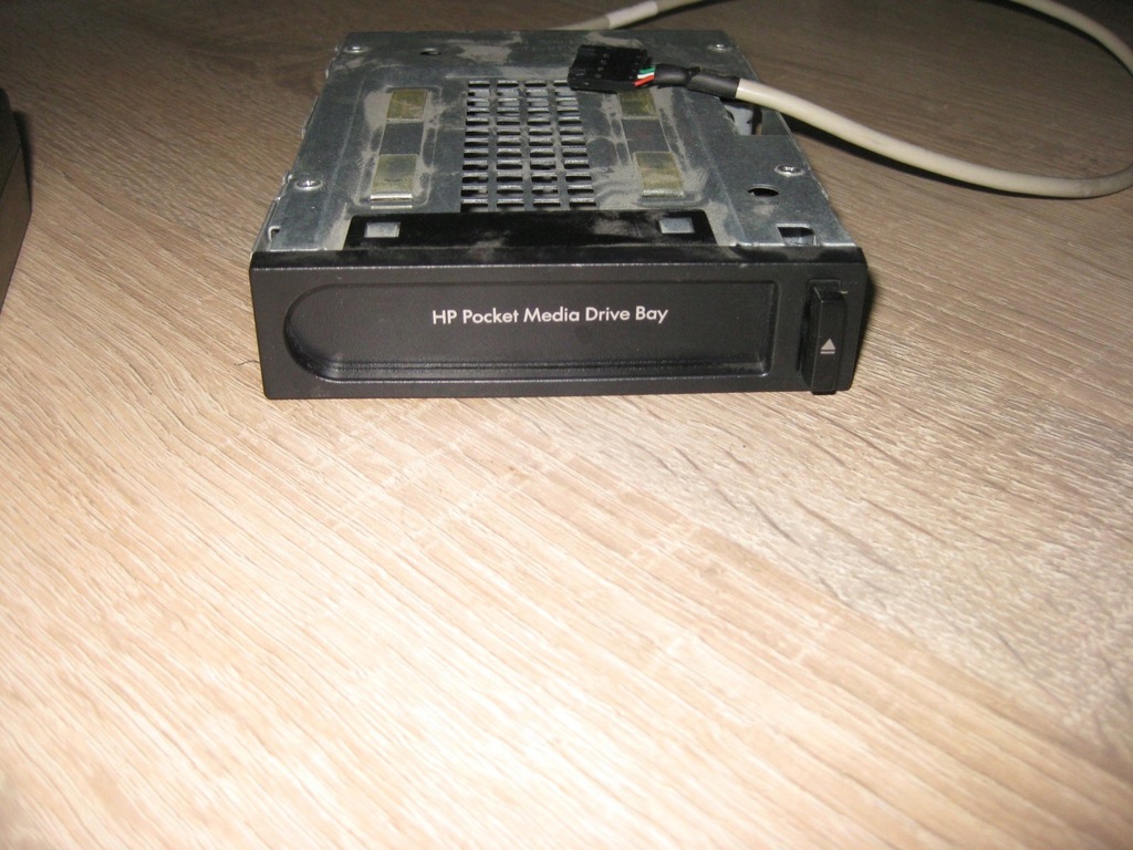 hp pocket media drive bay