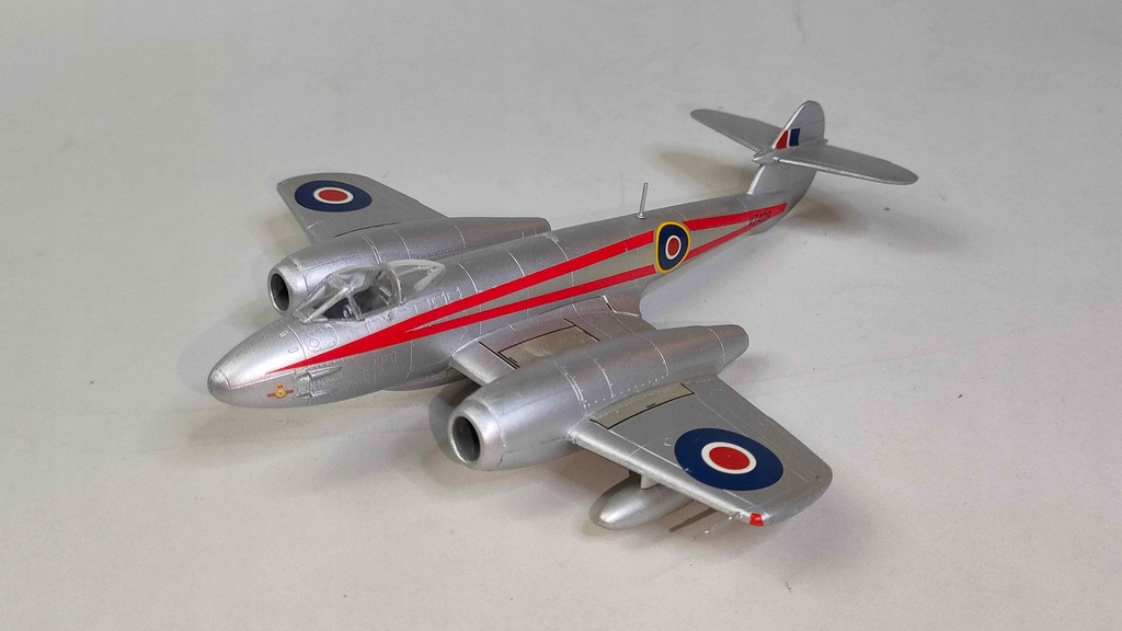 Gloster Meteor 1/72 sklejony