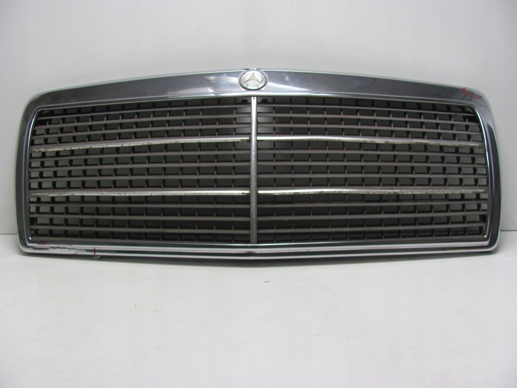 Mercedes W201 190 Grill maski Atrapa chłodnicy Oryginał