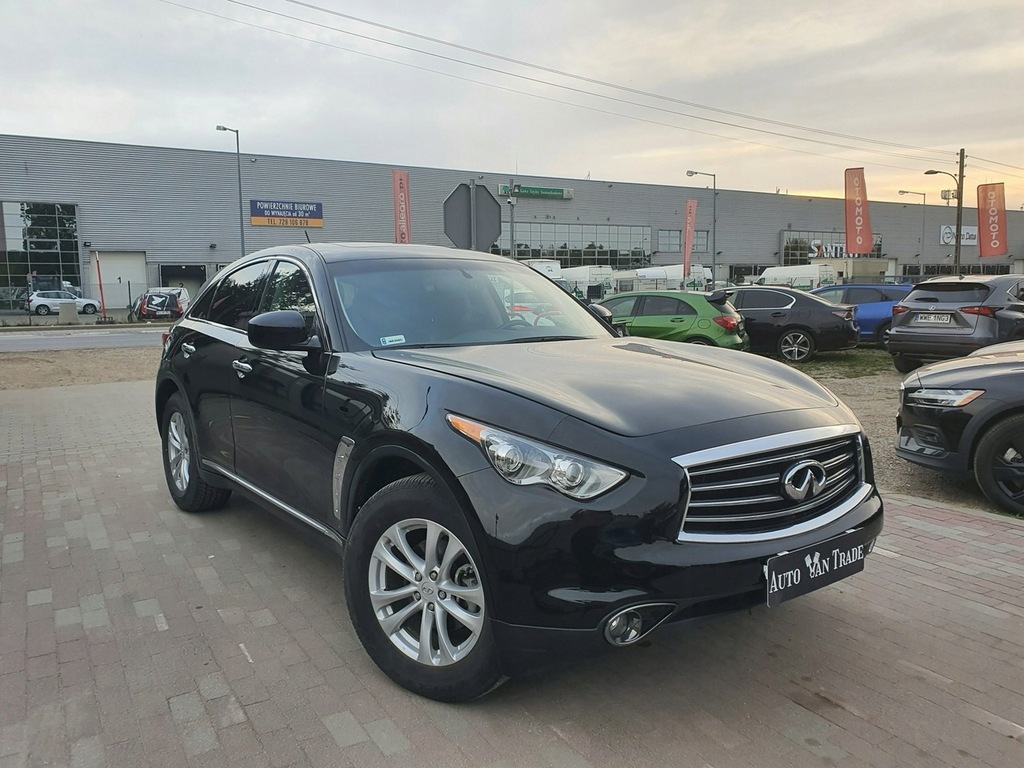 Infiniti QX70 3.7 benzyna - 14507211966 - oficjalne archiwum Allegro