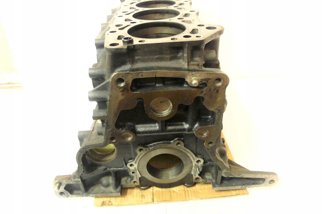 NISSAN CABSTAR MAXITY 3.0 DXI DCI ZD3 ZD30 BLOK SILNIKA