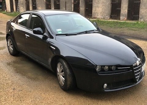 Купить Alfa Romeo 159 1.9 JTDm 150 л.с. + комплект резины + комплект дисков: отзывы, фото, характеристики в интерне-магазине Aredi.ru