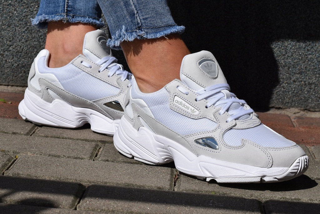 Adidas falcon w b28128 sales