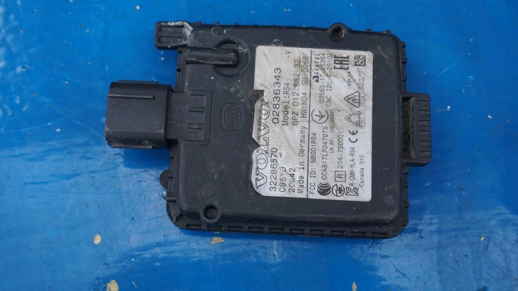 VOLVO S60 V60 XC60 S90 V90 XC90 II - RADAR SENSOR CZUJNIK BLIS