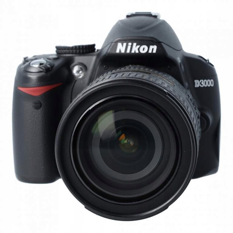 Nikon D3000 body + 18-55 mm