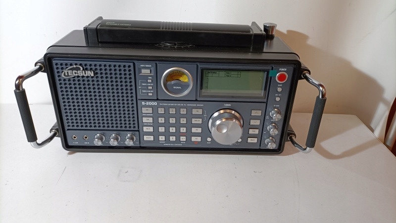 TECSUN S-2000 odbiornik globalny