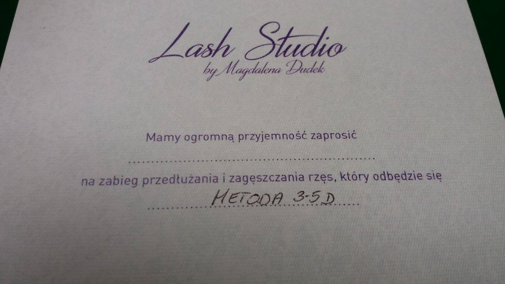 Przedłużanie rzęs w LASH STUDIO!