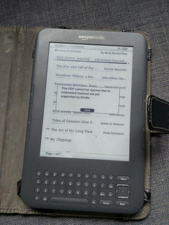 uszkodzony Kindle Keyboard + pokrowiec (KILu)