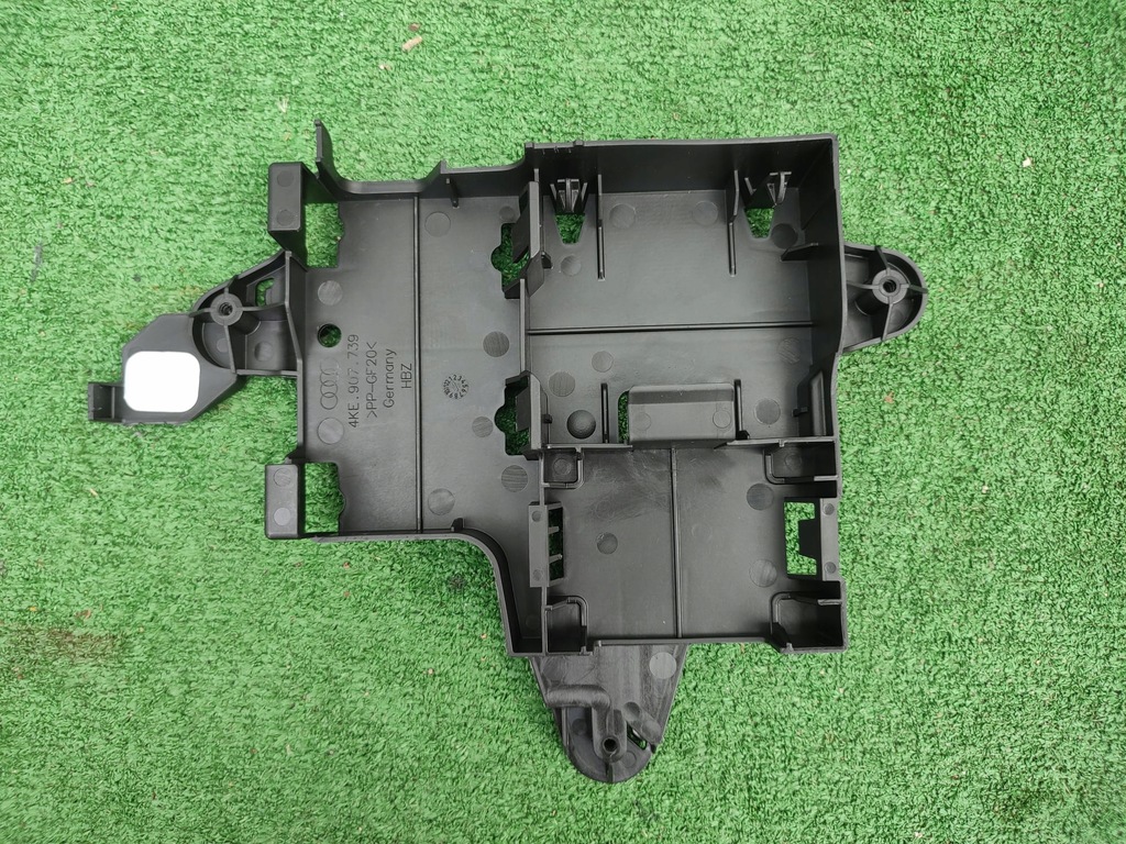 MOCOWANIE STEROWNIKA AUDI E TRON 4KE 4KE907739