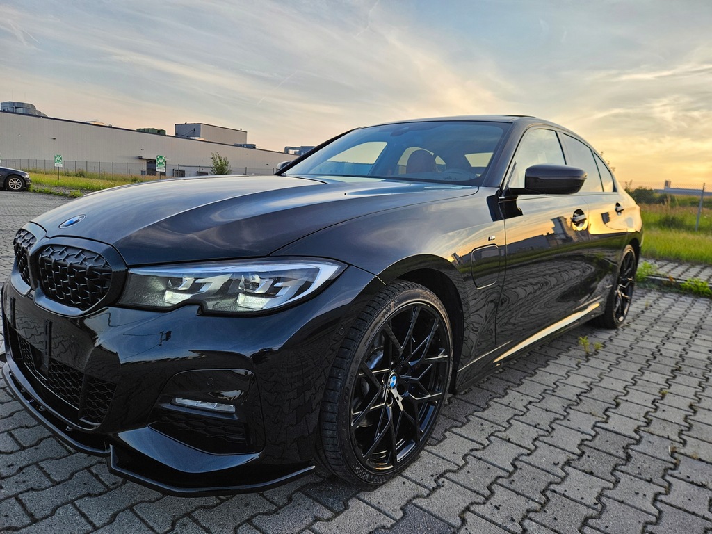 BMW G20 330e M Perfomance Individual Szyberdach Harman Kardon Alusy 20'