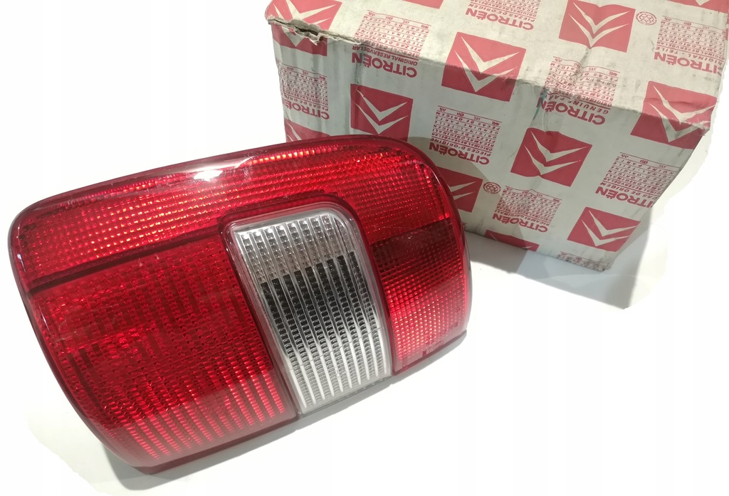 LAMPA W BŁOTNIK LEWY TYŁ OE CITROEN EVASION