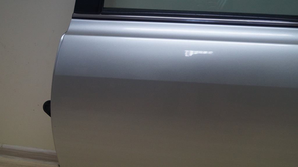 Drzwi tylne lewe Toyota Avensis T25 Lift 1C0 HB