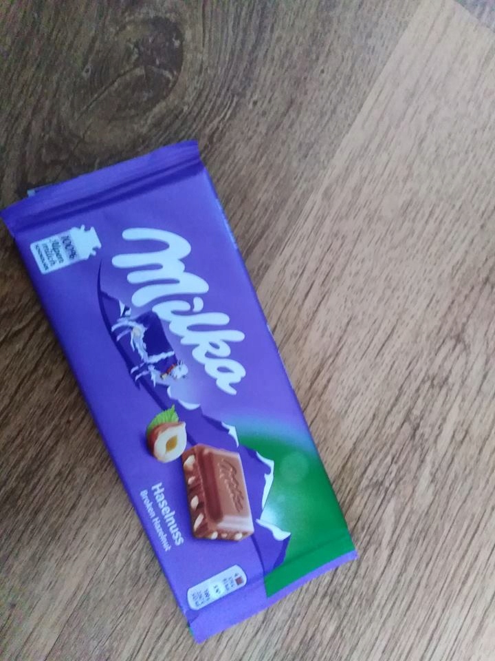 Czekolada Milka z orzechami 100g