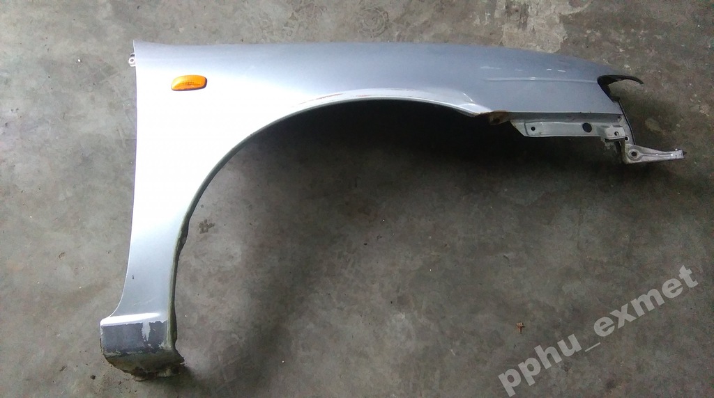 błotnik prawy przód Nissan Almera N15 6359521713