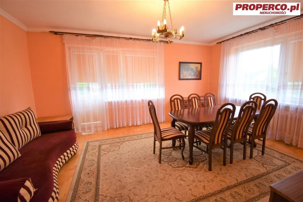Dom, Jędrzejów (gm.), Jędrzejowski (pow.), 234 m²