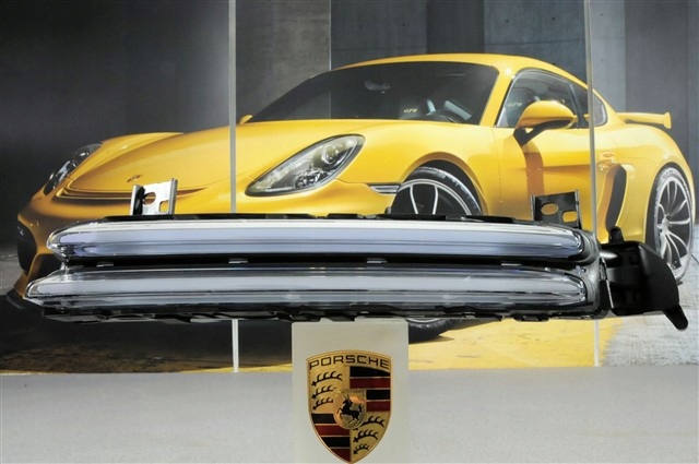 NOWY Porsche 911 991.2 Reflektor zintegrowany LEWY