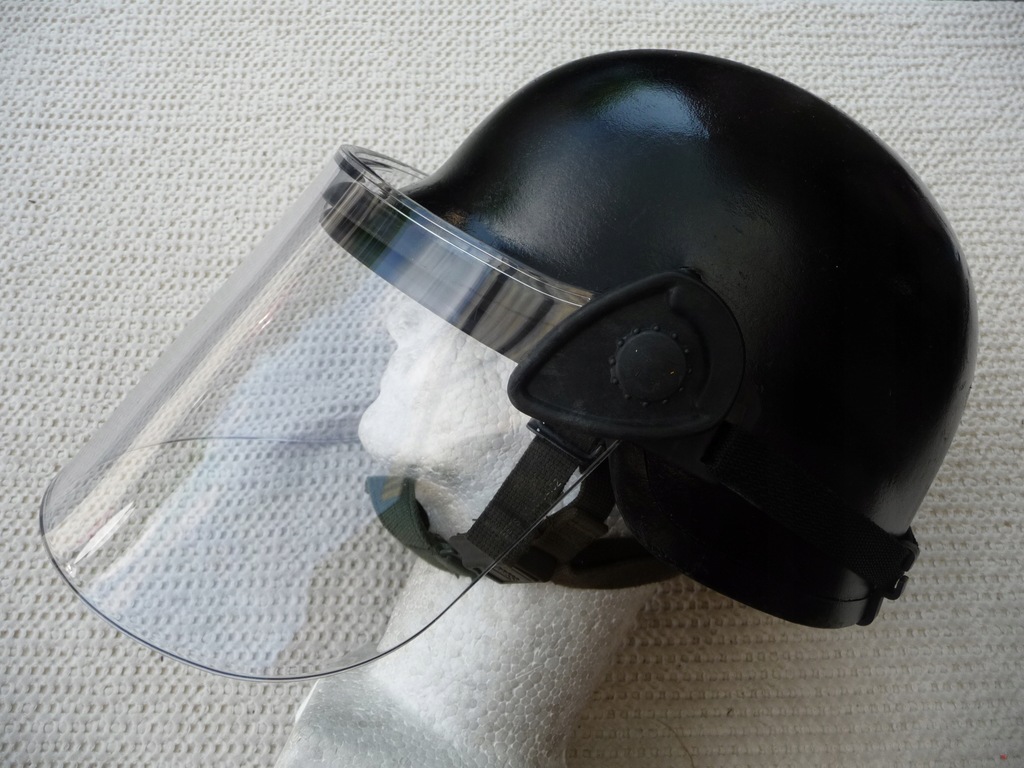 HEŁM KEVLAROWY SCHUBERTH KEVLAR M826 PRZYŁBICA