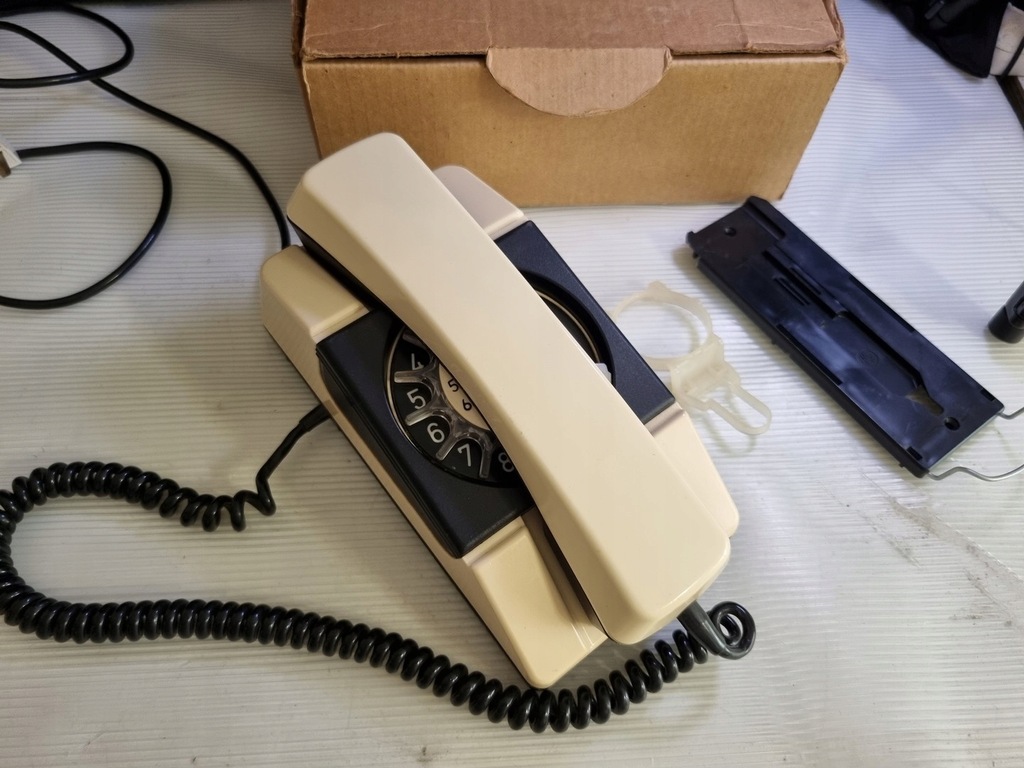 Retro Telefon Telkom RWT Bratek A-271